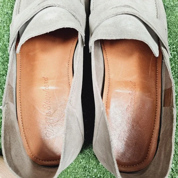 Elegant Men's Beige Suede Slip-On Loafers - Picture 8 of 9